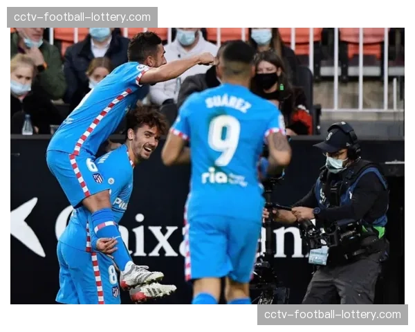 “克鲁泽时间”再现,老将补时绝平助狼堡拿到宝贵一分 “克鲁泽时间”再现,老将补时绝平助狼堡拿到宝贵一分